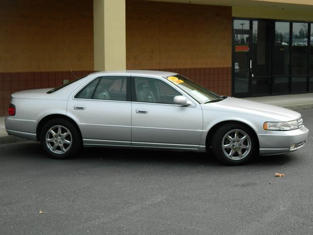 Cadillac SEVILLE 2003 photo 2