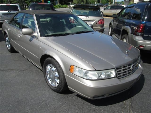 Cadillac SEVILLE 2003 photo 2