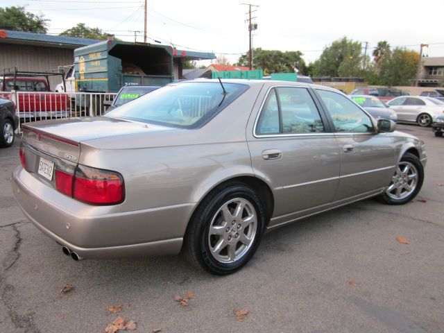 Cadillac SEVILLE 2003 photo 2