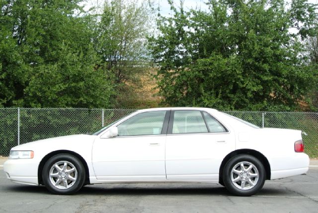 Cadillac SEVILLE 2004 photo 2