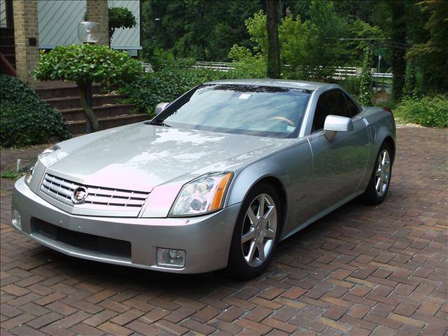 Cadillac XLR 2004 photo 5