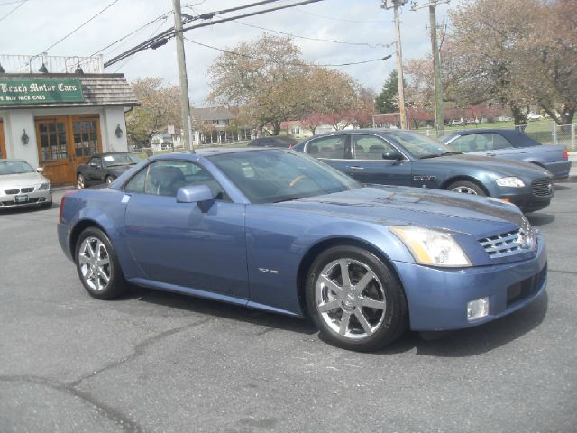 Cadillac XLR 2005 photo 3