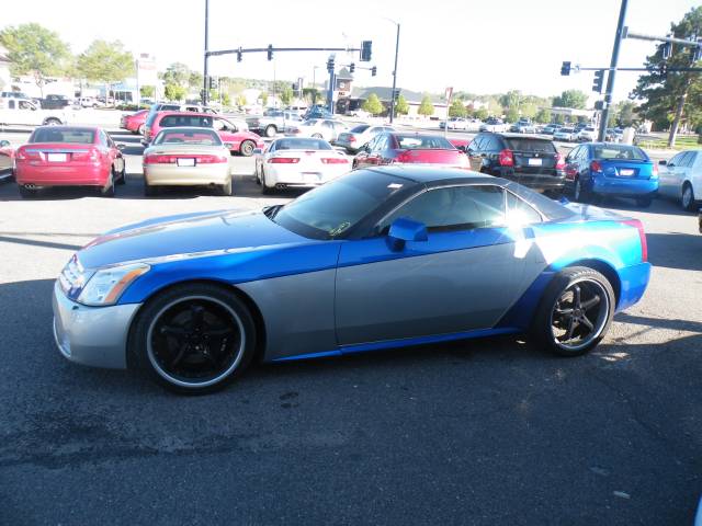 Cadillac XLR 2005 photo 1