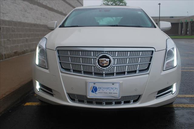 Cadillac XTS 2013 photo 32