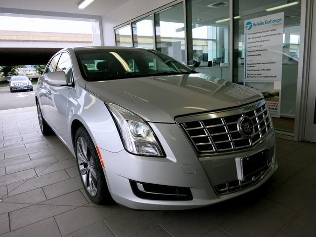 Cadillac XTS 2013 photo 1