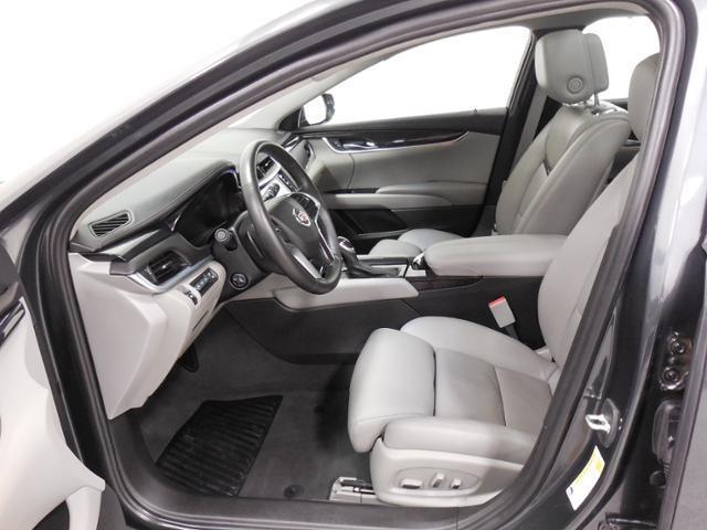 Cadillac XTS 2013 photo 12