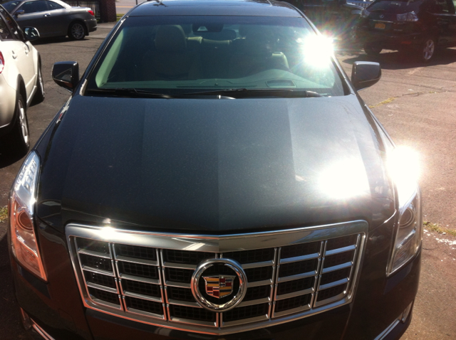 Cadillac XTS 2dr Cpe Coupe Sedan