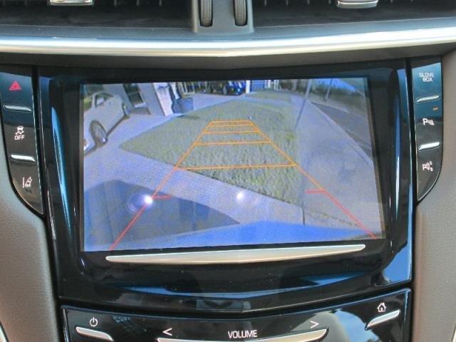 Cadillac XTS Premium Sedan