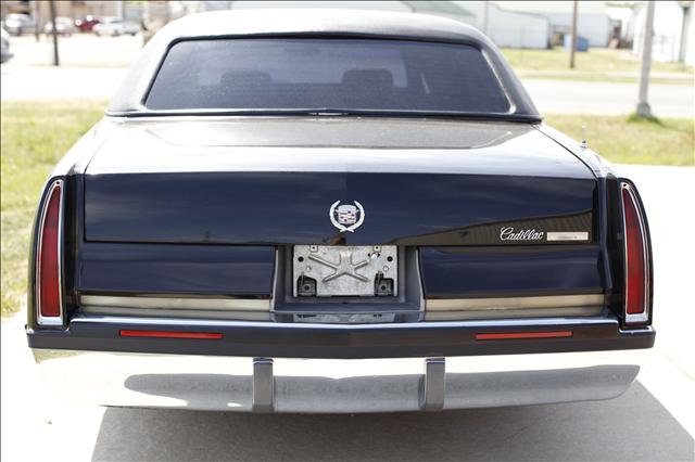 Cadillac fleetwood brougham 1994 photo 4