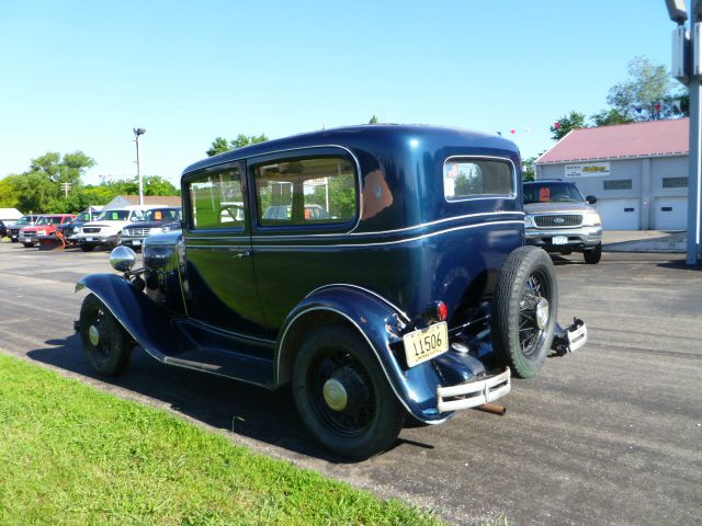 Chevrolet 210 1932 photo 3