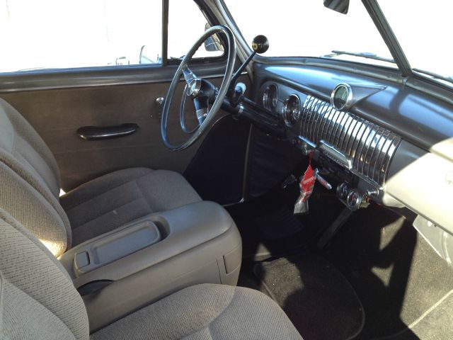 Chevrolet 210 2.0T Quattro Cabriolet Sedan