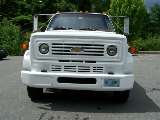 Chevrolet 210 2014 photo 4