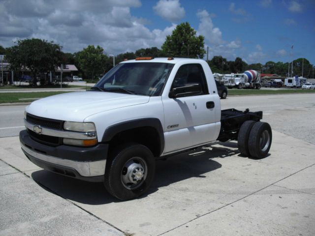 Chevrolet 3500 2002 photo 4