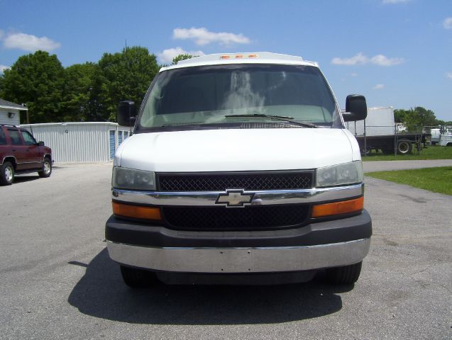 Chevrolet 3500 2006 photo 11
