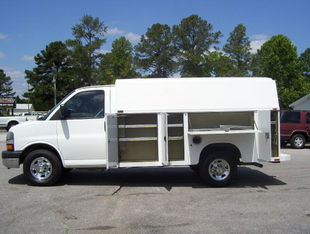 Chevrolet 3500 2006 photo 3