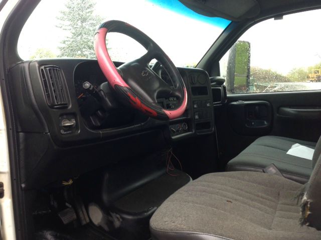 Chevrolet 4500 Rollback 2003 photo 14