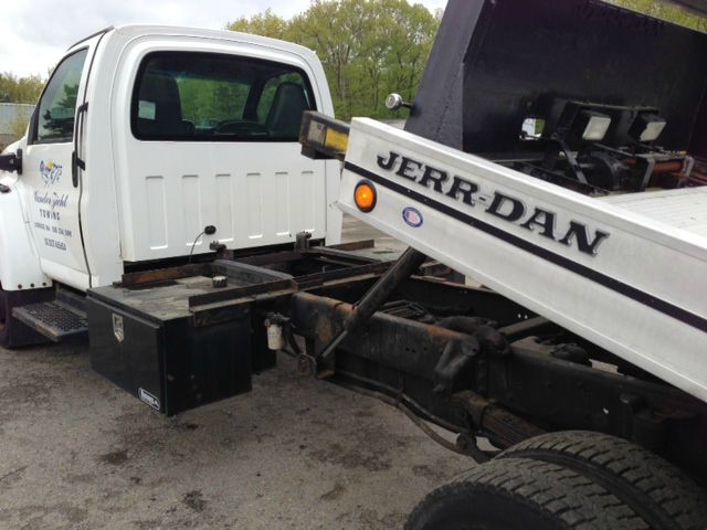 Chevrolet 4500 Rollback 2003 photo 2