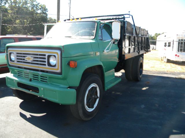 Chevrolet 70 SERIES 1981 photo 1