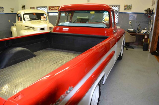 Chevrolet Apache 1959 photo 2