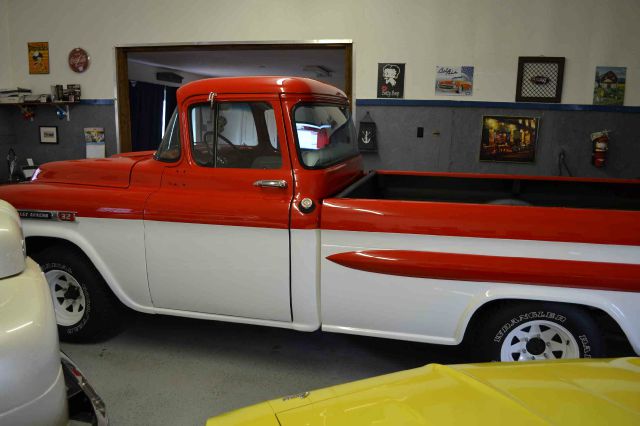 Chevrolet Apache 1959 photo 25