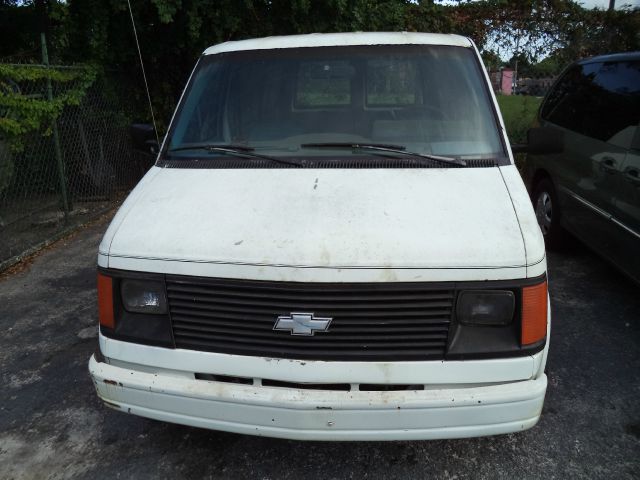 Chevrolet Astro SL AWD CVT Leatherroof Passenger Van