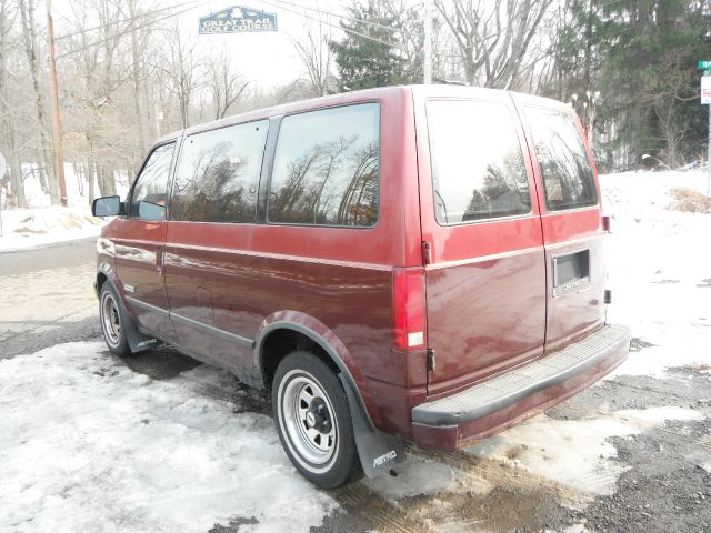Chevrolet Astro 1989 photo 1