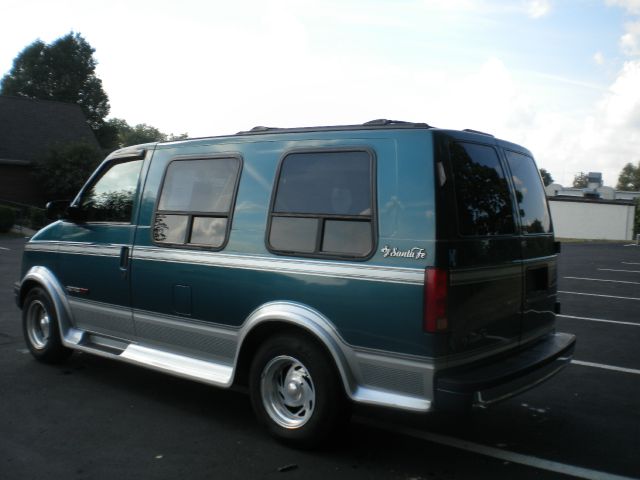 Chevrolet Astro GL LTD Avail Passenger Van