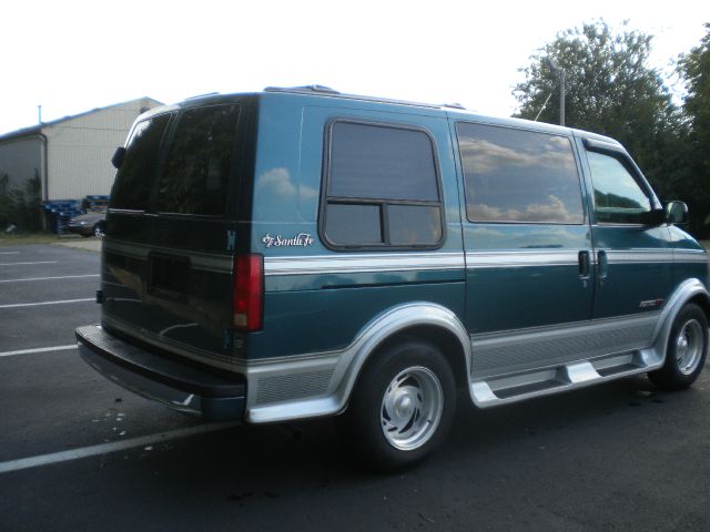 Chevrolet Astro 1994 photo 3