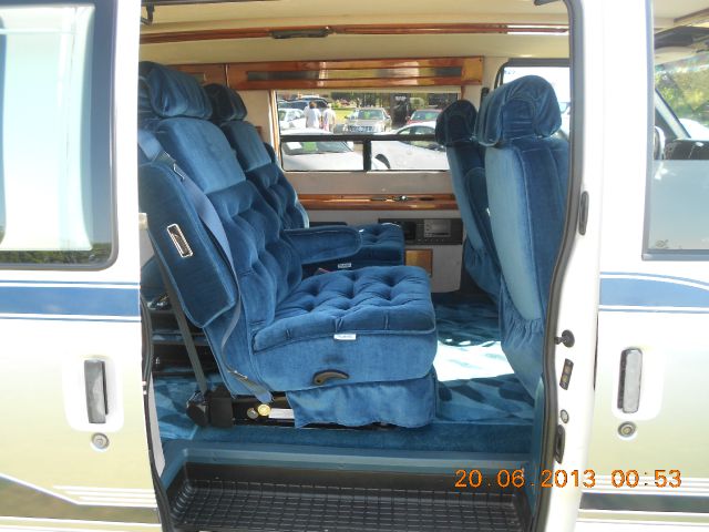 Chevrolet Astro 1995 photo 4
