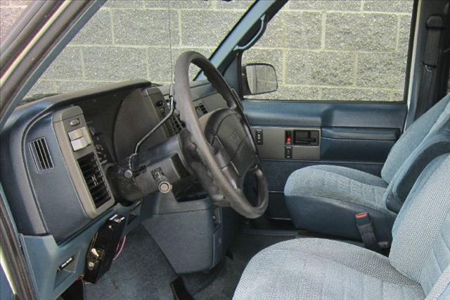 Chevrolet Astro 1995 photo 4