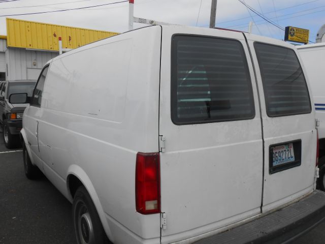 Chevrolet Astro SL AWD CVT Leatherroof Passenger Van