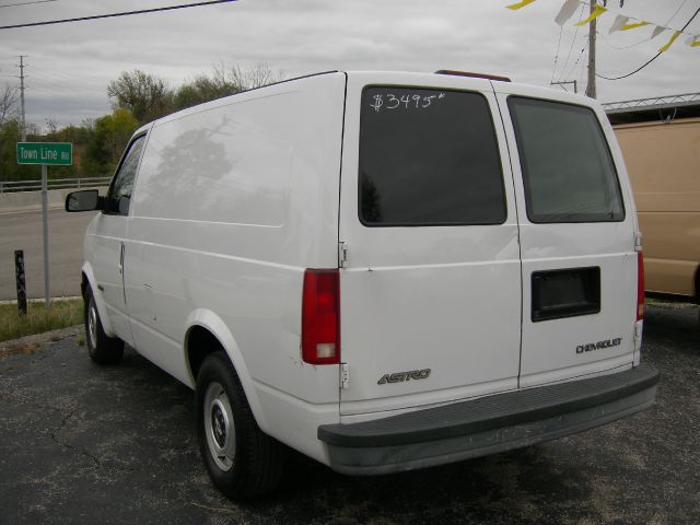 Chevrolet Astro 1998 photo 1