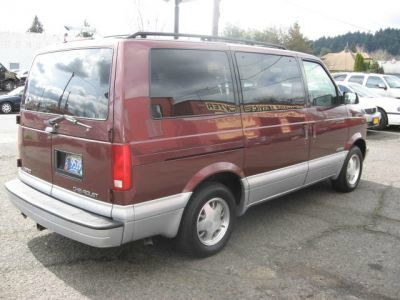 Chevrolet Astro 1998 photo 1