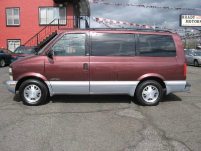 Chevrolet Astro 1998 photo 4