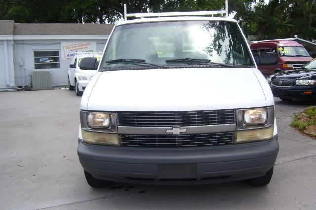 Chevrolet Astro 1998 photo 1