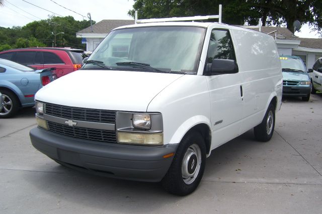 Chevrolet Astro 1998 photo 3