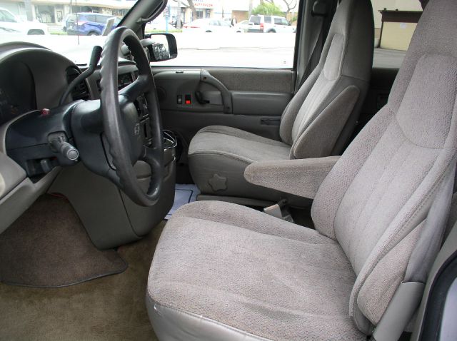 Chevrolet Astro EX - DUAL Power Doors Passenger Van