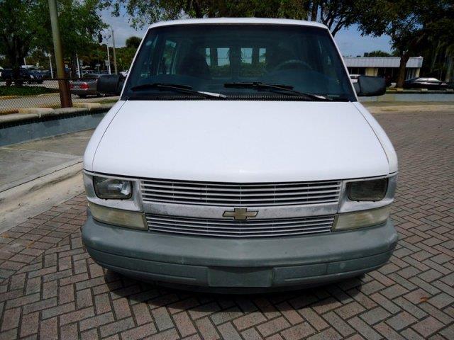 Chevrolet Astro 2000 photo 18