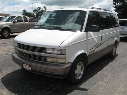 Chevrolet Astro 2000 photo 3