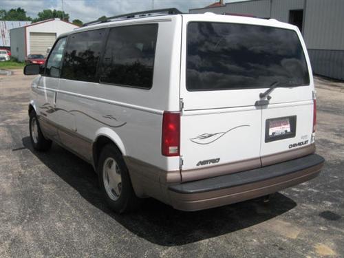 Chevrolet Astro 2000 photo 4