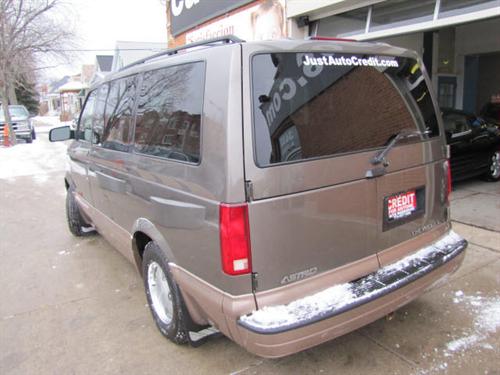Chevrolet Astro 2000 photo 1