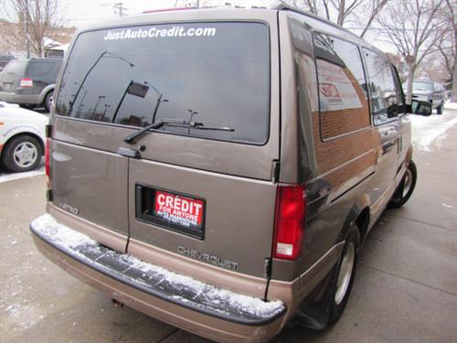 Chevrolet Astro 2000 photo 3
