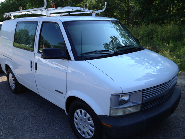 Chevrolet Astro Sport PZEV Passenger Van