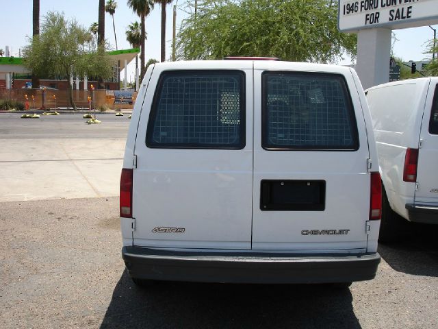 Chevrolet Astro 2000 photo 1