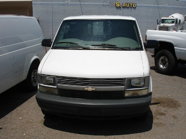 Chevrolet Astro 2000 photo 3