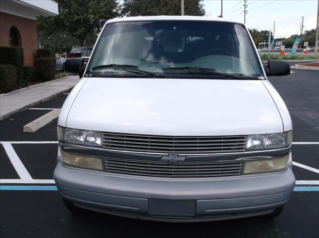 Chevrolet Astro 5.6S Passenger Van