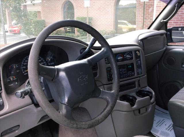 Chevrolet Astro 2000 photo 1