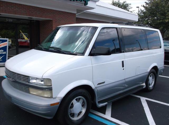 Chevrolet Astro 2000 photo 3