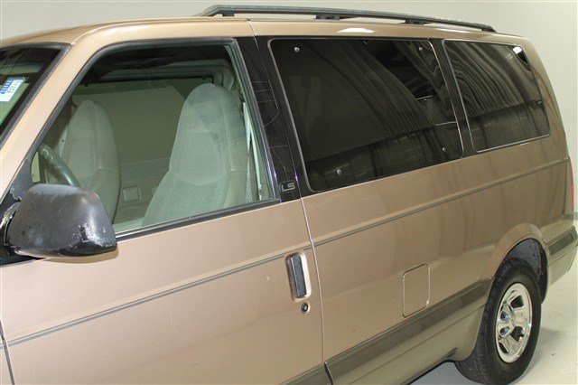 Chevrolet Astro 2000 photo 1