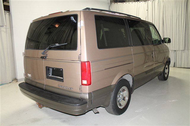 Chevrolet Astro 2000 photo 5